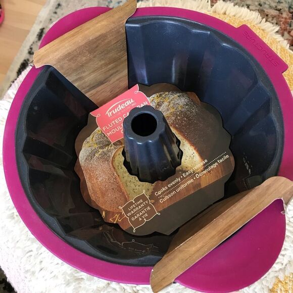 Trudeau Fluted Cake Pan​ - Picture 3 of 5